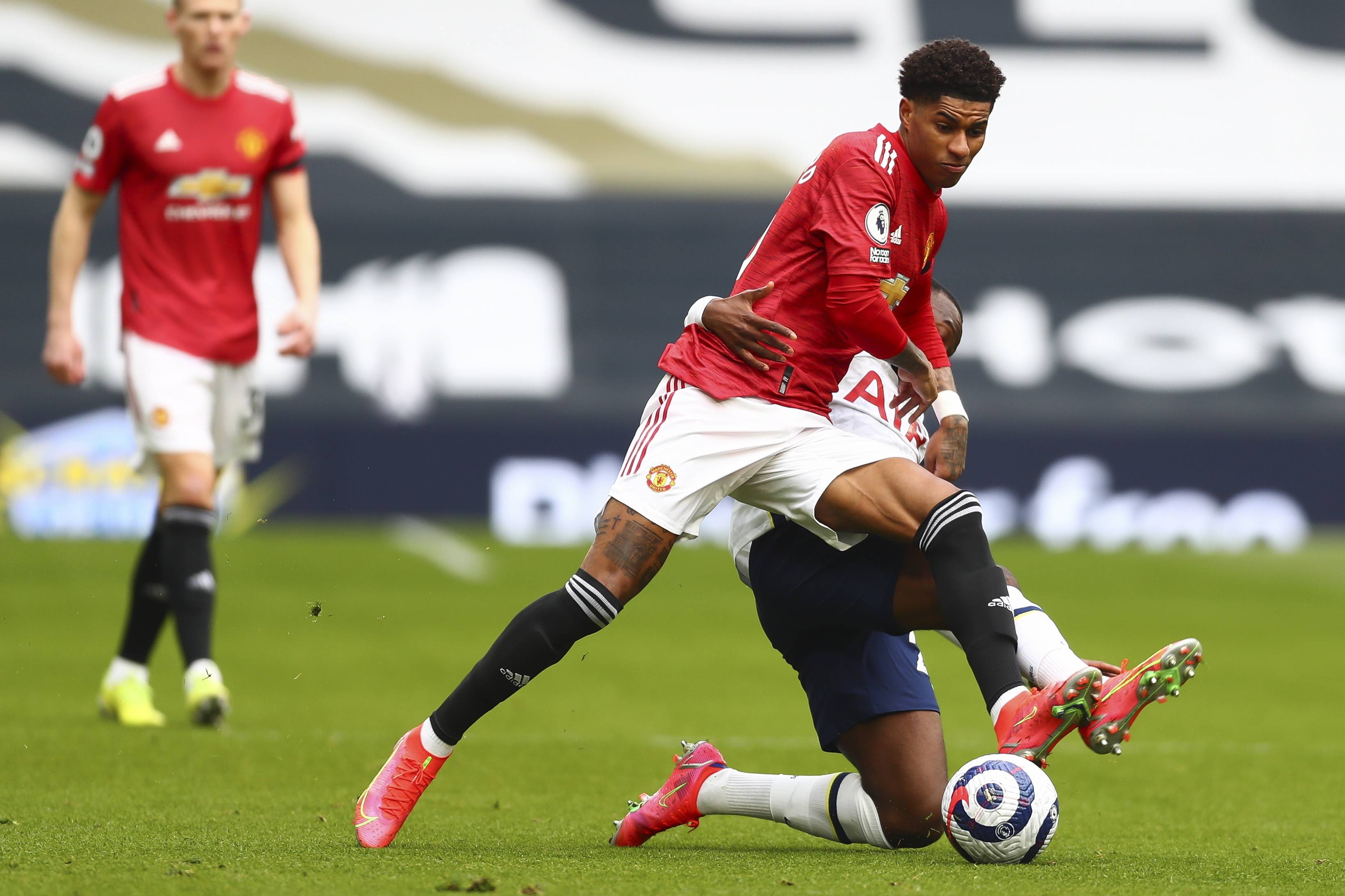 战术意识闻 战术意识闻